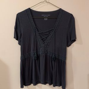 american eagle dark grey top